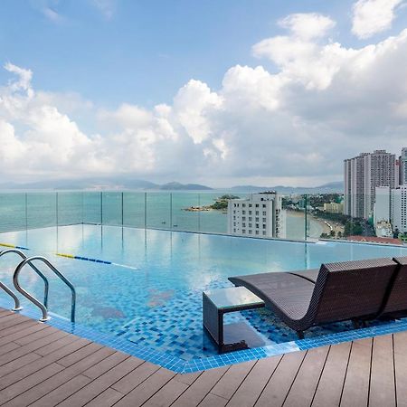Senia Hotel Nha Trang Esterno foto