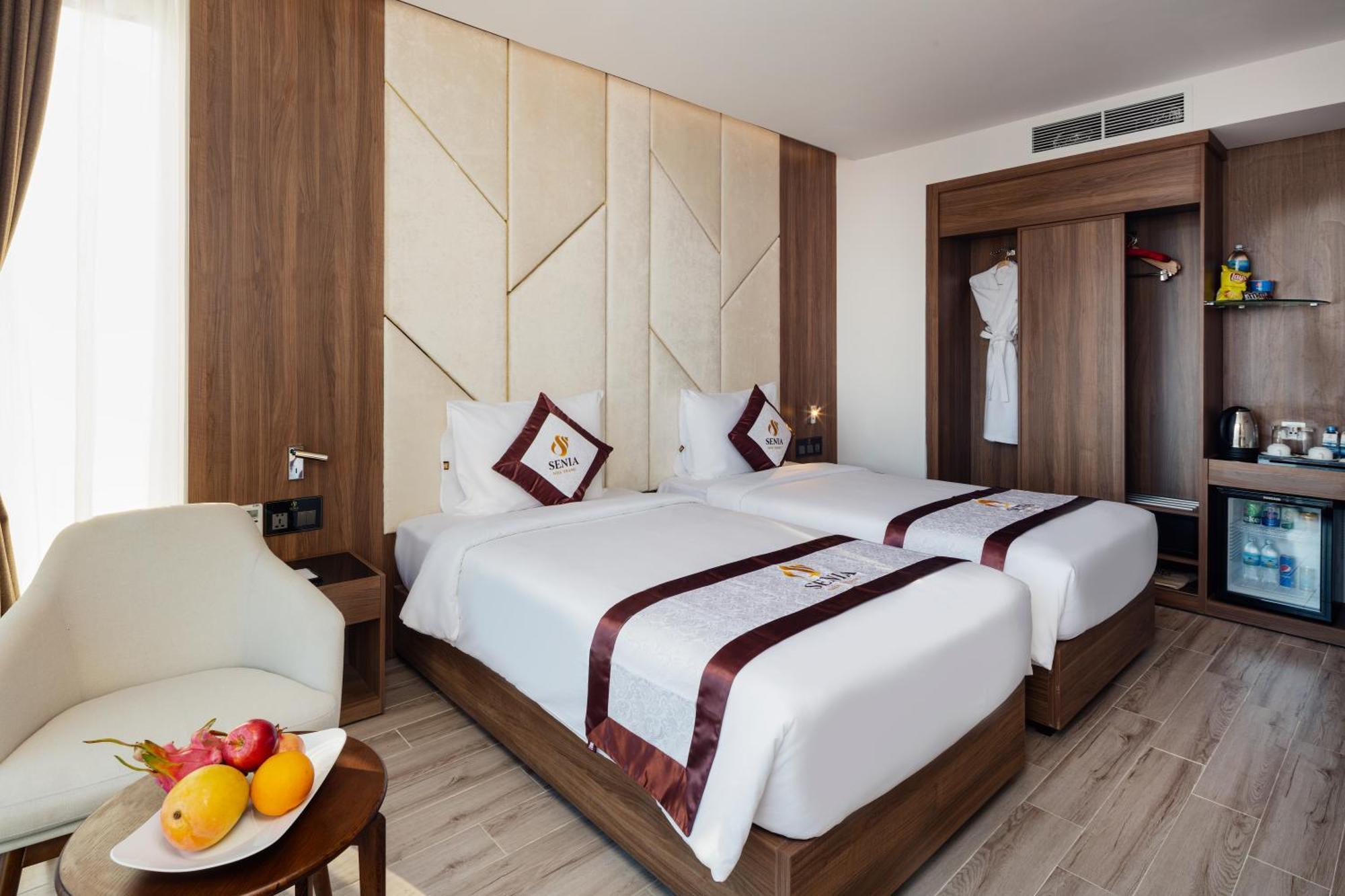 Senia Hotel Nha Trang Esterno foto