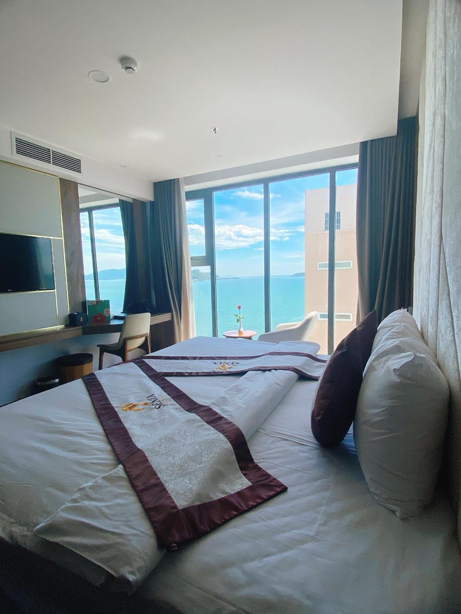 Senia Hotel Nha Trang Esterno foto