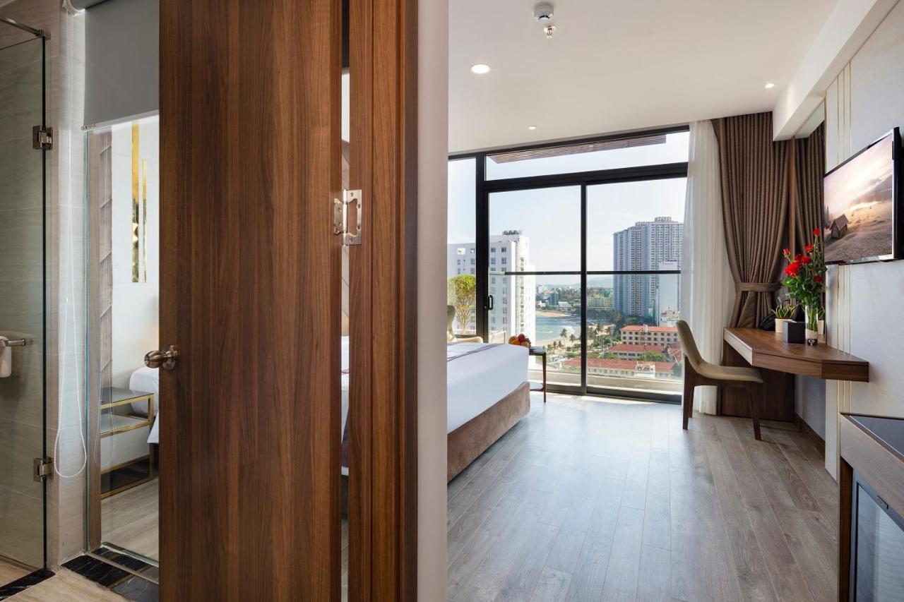 Senia Hotel Nha Trang Esterno foto